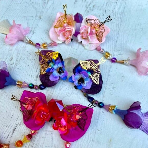Artist Made MYSTICAL White Pink Fairy Party Festival Flower HairClip Tassel